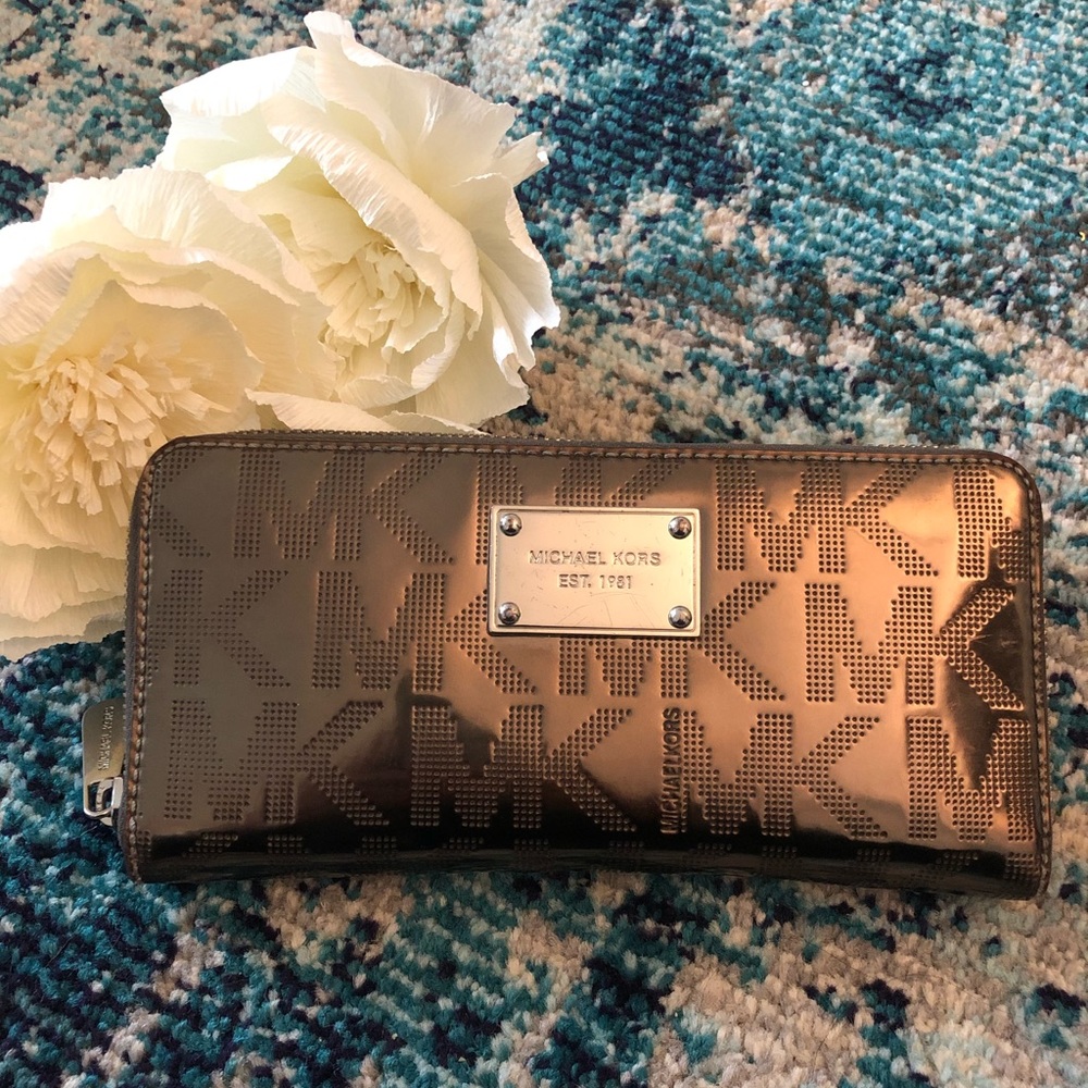 MICHAEL KORS Mirror Metallic Silver/Nickel Wallet